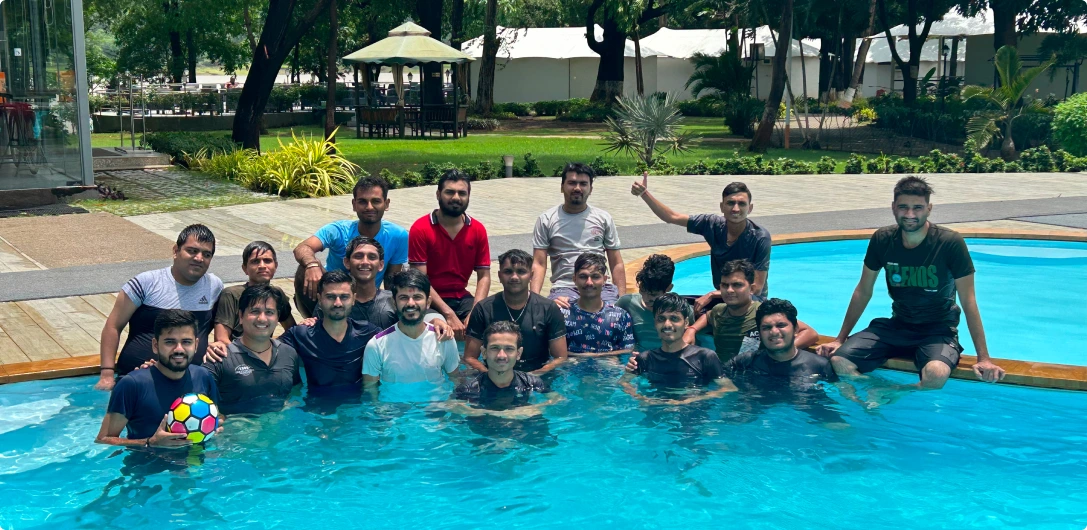 Picnic 2023 swimming